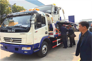 渠县汽车道路救援拖车价格